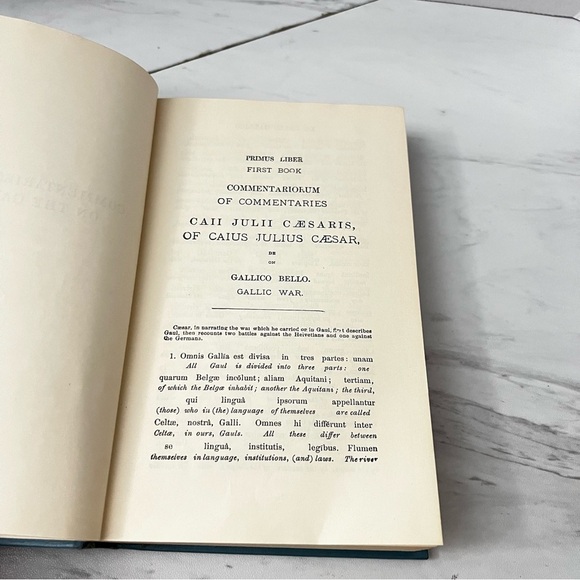 Caesar's Gallic War Interlinear Translation Mckay - Picture 7 of 16